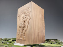 Load image into Gallery viewer, Tiger Cremation Urn