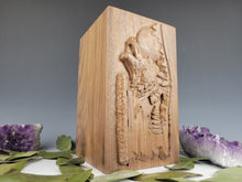 Load image into Gallery viewer, Howling Wolf Cremation Urn