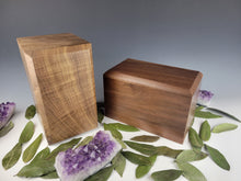 Load image into Gallery viewer, Large Walnut Urn