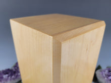 Load image into Gallery viewer, Large Maple Urn