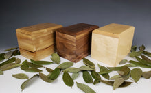 Load image into Gallery viewer, Medium Maple Urn