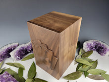 Load image into Gallery viewer, Aces Cremation Urn
