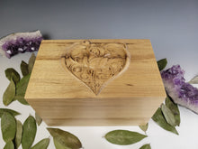 Load image into Gallery viewer, Heart and Rose Urn
